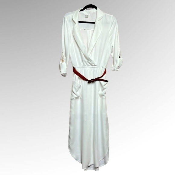 Venus white dress - Picture 1 of 8